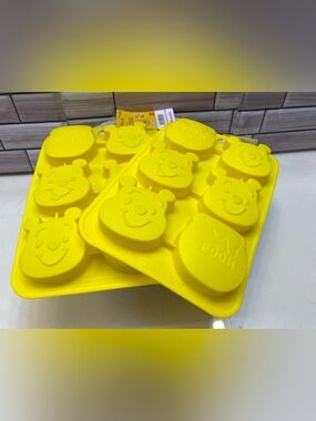 Daiso x Disney ❤️(2) Winnie the Pooh Silicone Mold New